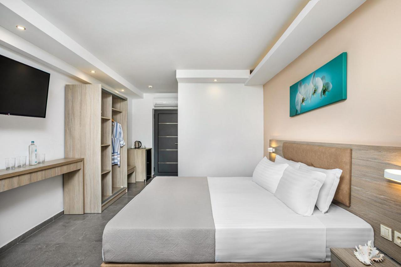Newstory Suites Possidi Exterior photo