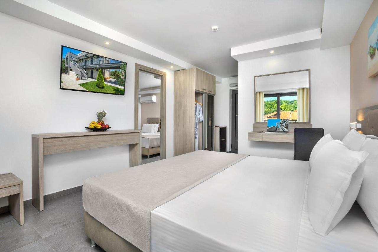 Newstory Suites Possidi Exterior photo