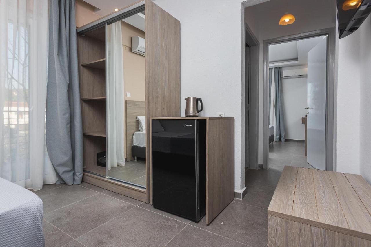 Newstory Suites Possidi Exterior photo